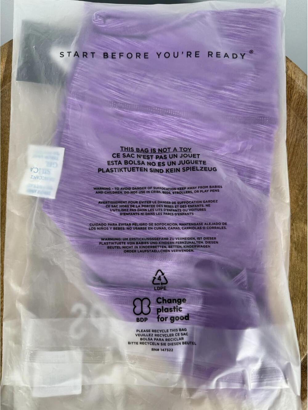 NWT Fourlaps Arc Space Dye Performance Shorts Purple Size Medium - Picture 7 of 8